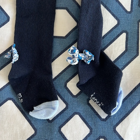 Girls Tights 6-18 Months. Jacadi (3 pair) and Carters (1 pair) - Picture 3 of 5